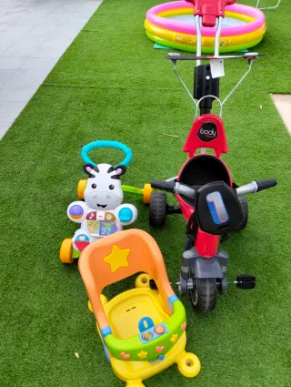 Trona, andador y triciclo para bebé