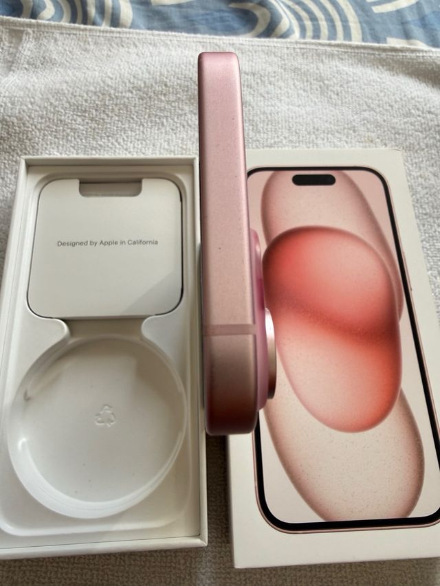 iPhone 15 Rosa
