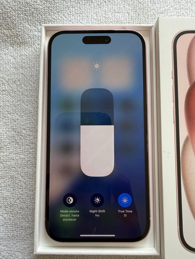 iPhone 15 Rosa