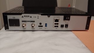 GigaBlue UHD UE 4K Decodificador Linux Enigma2