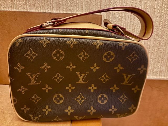 Bolso Louis Vuitton Monogram Marrón Beige