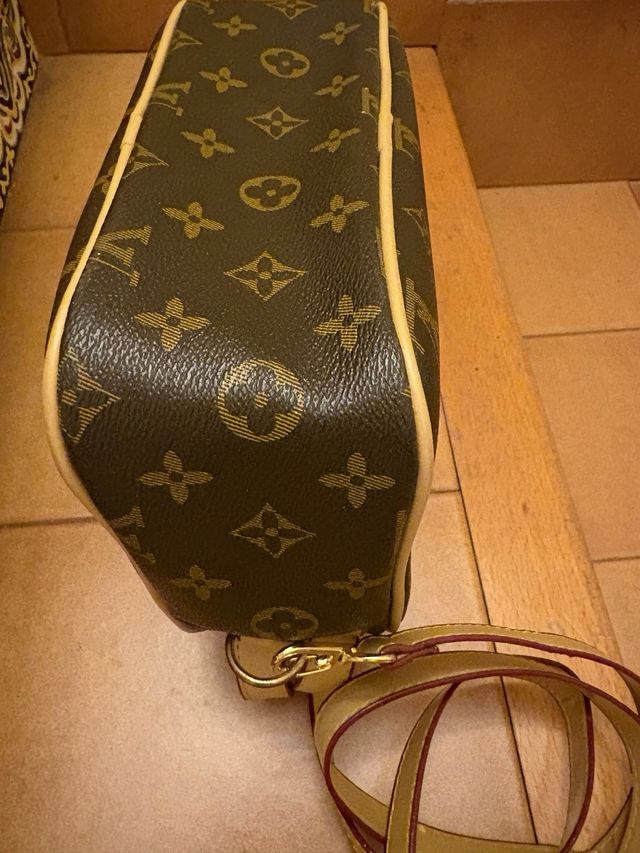Bolso Louis Vuitton Monogram Marrón Beige