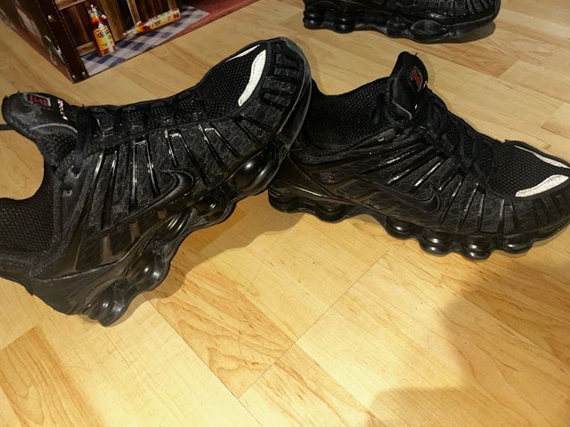 Nike Shox Negras