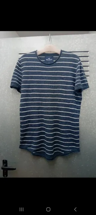Jersey Hollister rayas azul y blanco Talla M