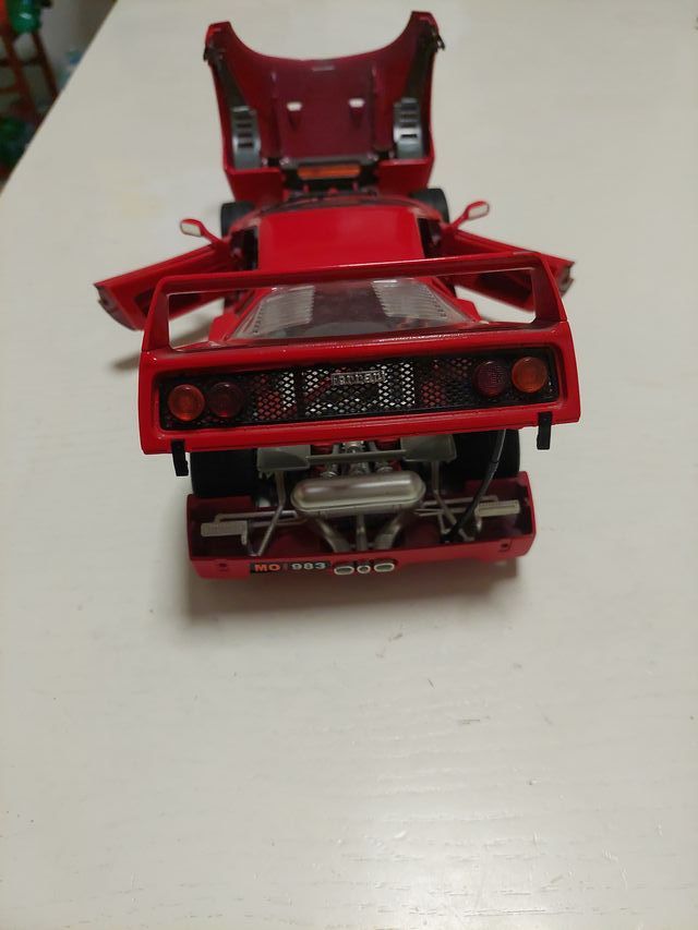 Ferrari da collezione F40 1978 Bburago scala 1/18