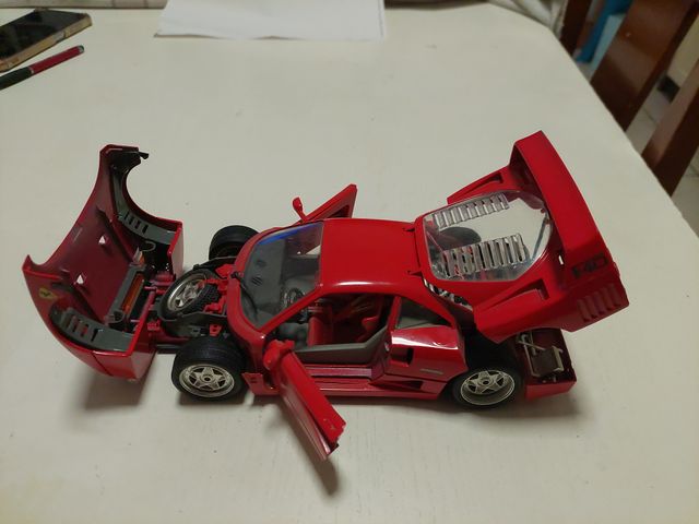 Ferrari da collezione F40 1978 Bburago scala 1/18