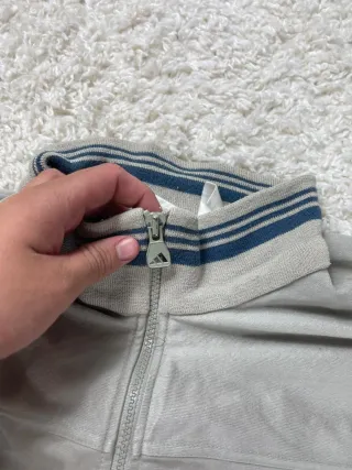 ¡¡OFERTA!! Talla M Chaqueta Adidas Vintage Beige