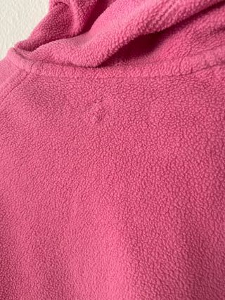 Forro polar con capucha rosa