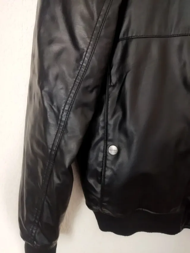 Chaqueta Negra Bomber