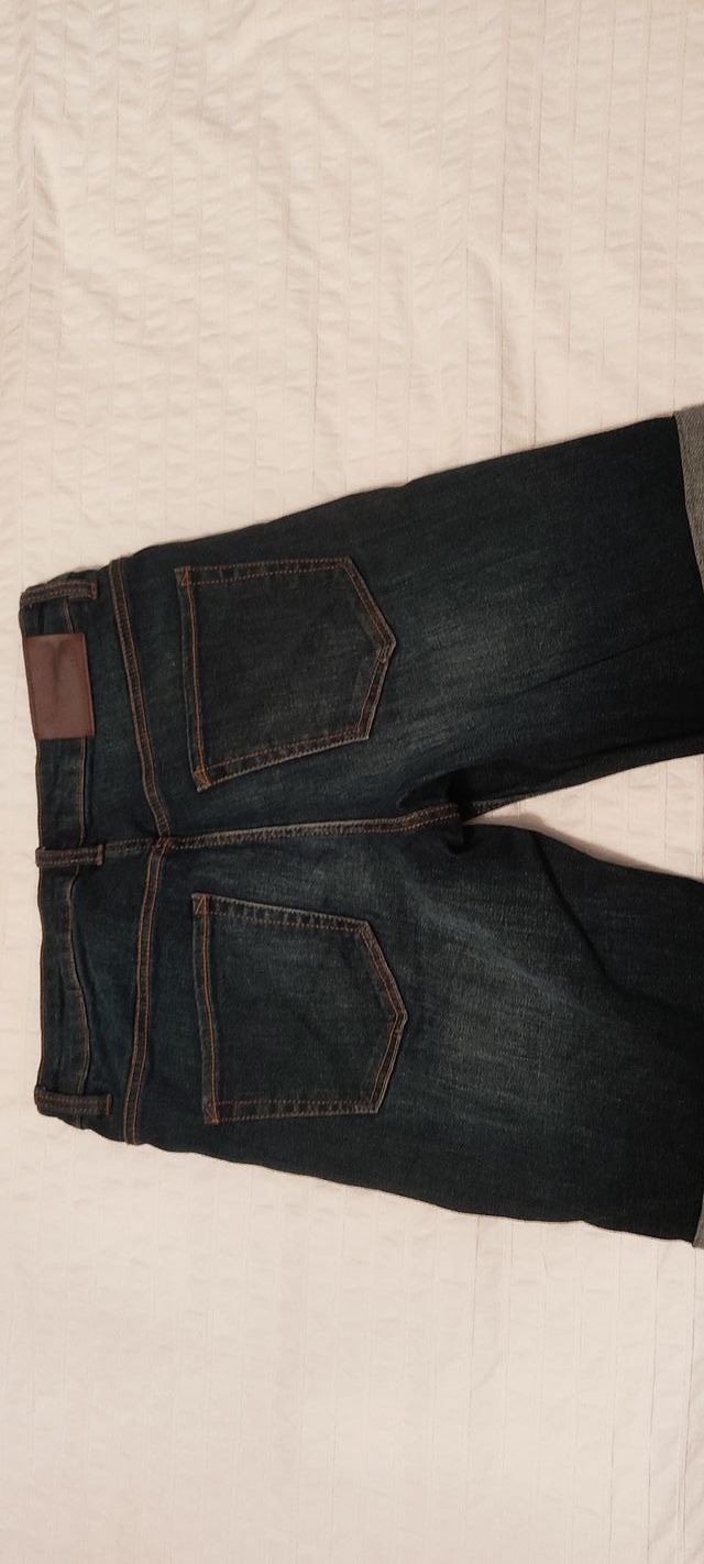 Lote 2 faldas y 1 pantalón vaquero T36