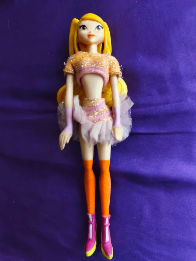 Winx Stella Enchantix Bambola Uovo Pasqua