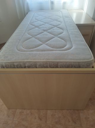 Cama nido con mueble mesita y zapatero