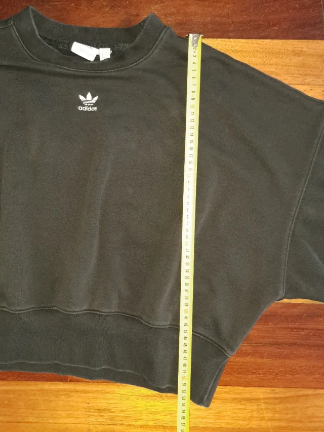 Sudadera Adidas Vintage Negra.