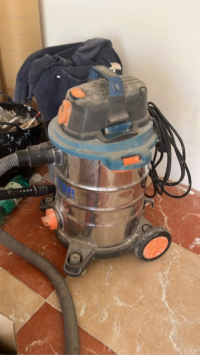 Aspiradora Dexter Power 1500W Húmedo/Seco