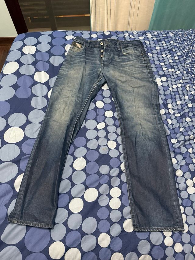 Vaqueros G-Star RAW Azules
Talla 42 