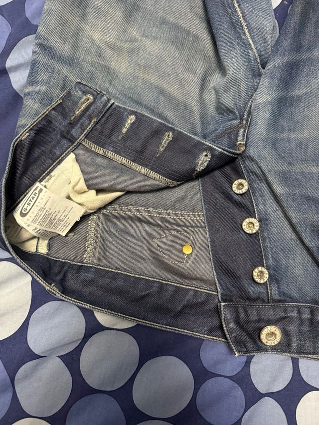 Vaqueros G-Star RAW Azules
Talla 42 