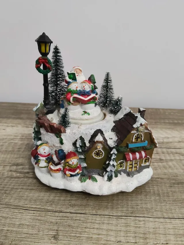 Adorno Navideño con Luz y Música