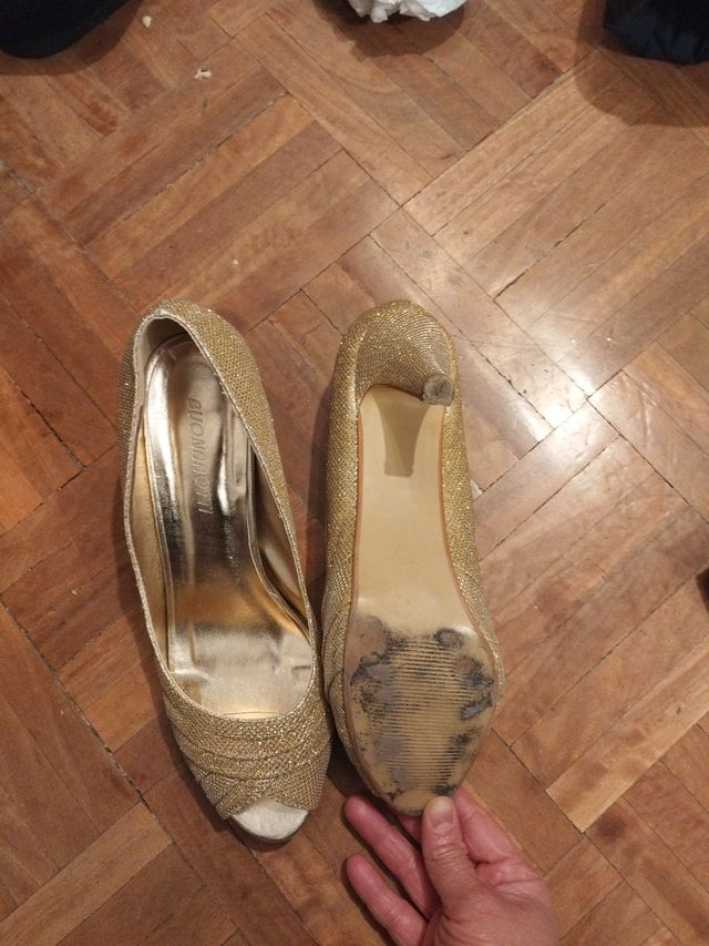 Zapatos de fiesta dorados mujer