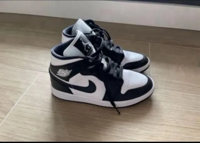 Jordan 1 Mid Talla 36.5 Blanco/Negro