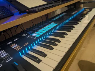 Novation SL 61 MKIII (mk 3) Controlador Teclado