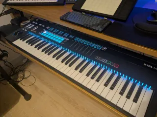Novation SL 61 MKIII (mk 3) Controlador Teclado