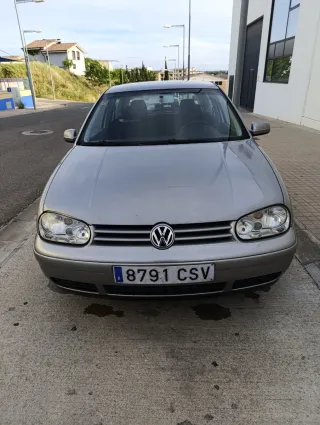 Volkswagen Golf 2004
