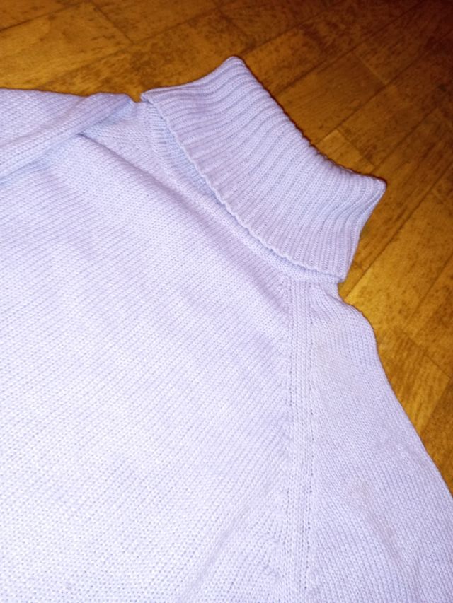 Jersey Zara cuello alto morado