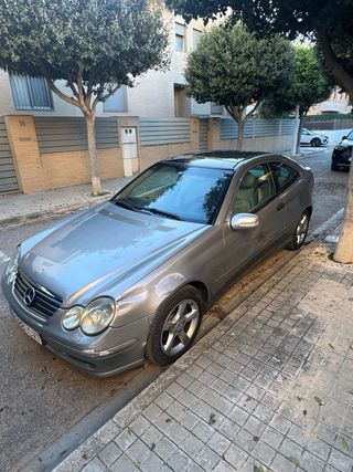 Mercedes-Benz Classe C (206) 2004