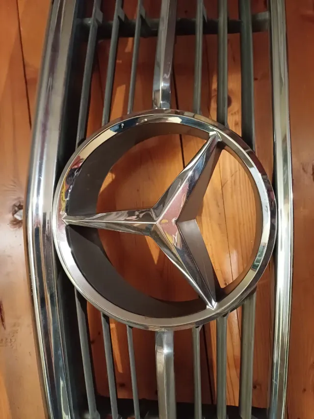 Calandra Mercedes W107 SL 1078881523 1078881623