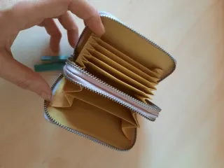 Cartera piel amarilla y turquesa Abbacino