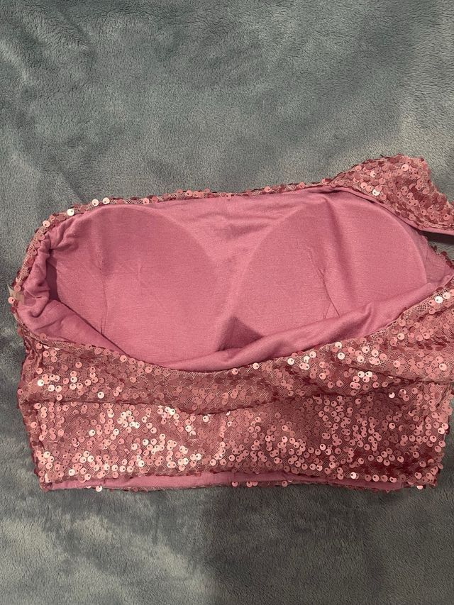 Crop top lentejuelas rosa