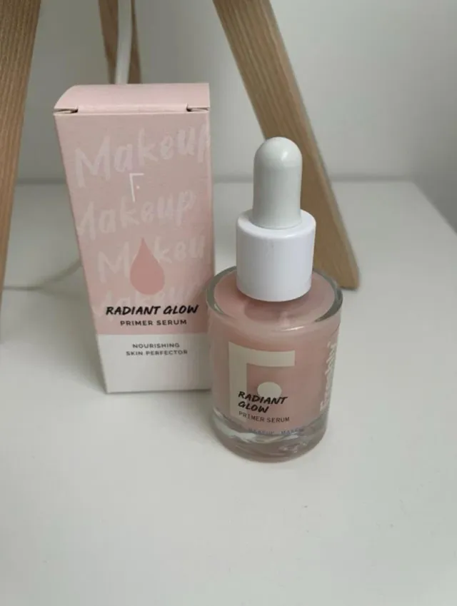 Prebase Freshly Radiant Glow sin abrir