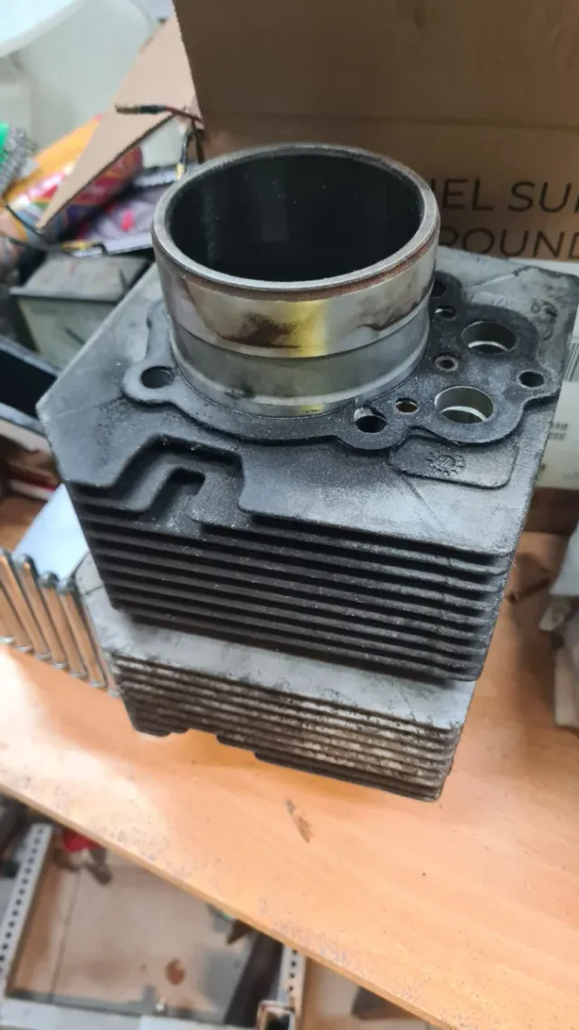 Cilindros Moto Guzzi Nevada 750