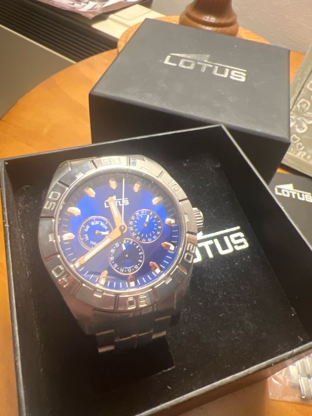 Reloj Lotus Cronógrafo Azul y Plateado