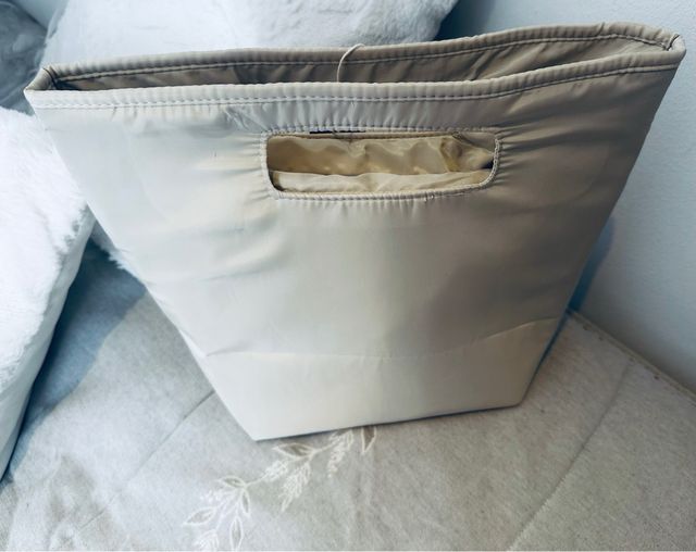 Bolso Benetton Beige con etiqueta