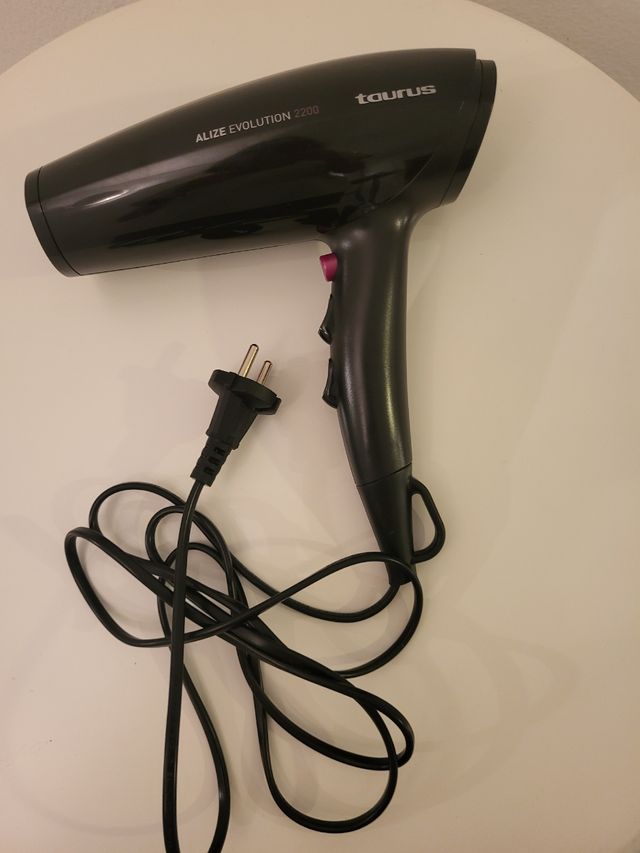 Secador de pelo Taurus ALIZE EVOLUTION 2200