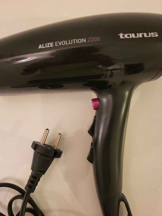 Secador de pelo Taurus ALIZE EVOLUTION 2200