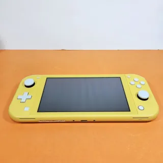 Nintendo Switch Lite Giallo con scatola