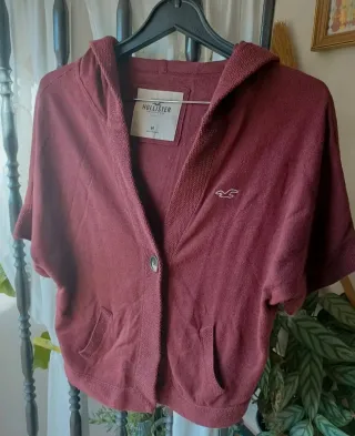 Chaleco Hollister Rojo Talla M