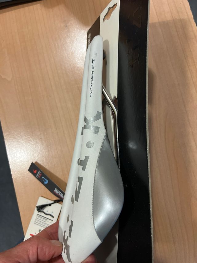 Sillín Fizik Antares K:ium Blanco 209g