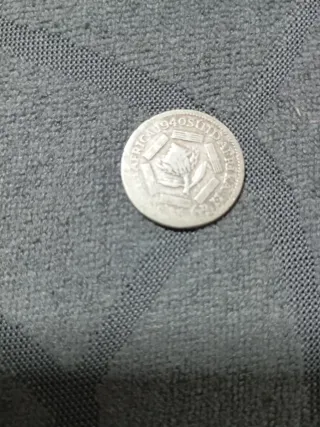 Moneda antigua de colección.escucho tú oferta