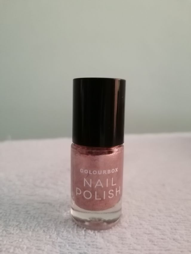 Esmalte de uñas Colourbox rosa