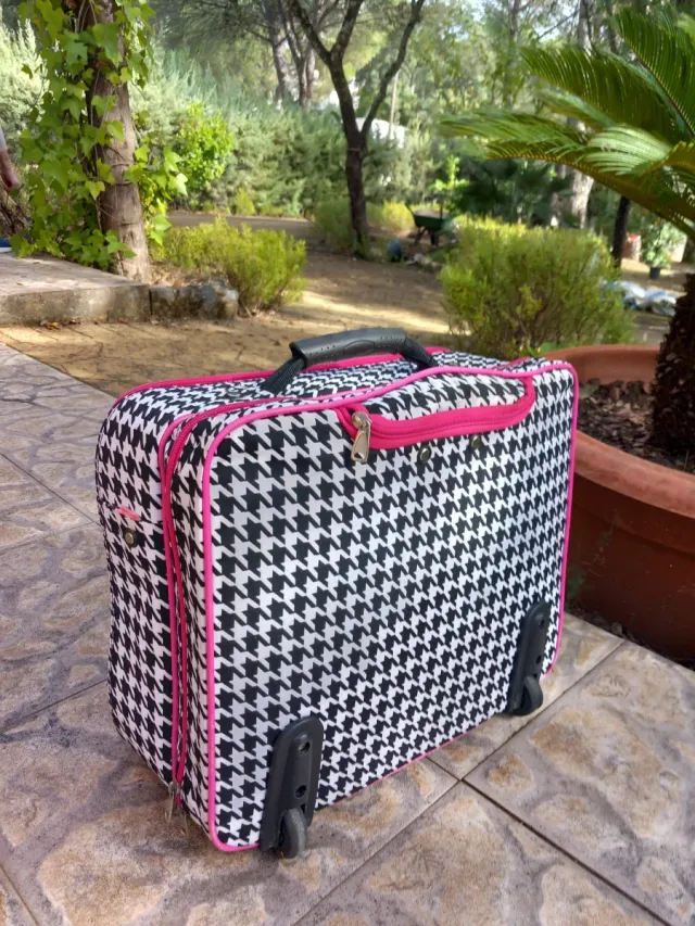 Maleta trolley para portátil con ruedas