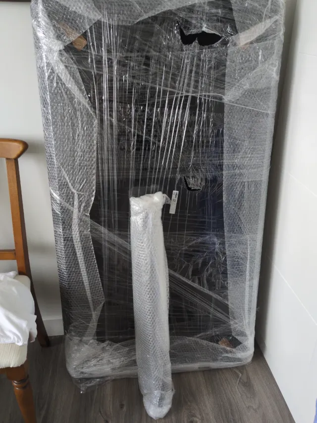 Mesa Lisabo negra Ikea