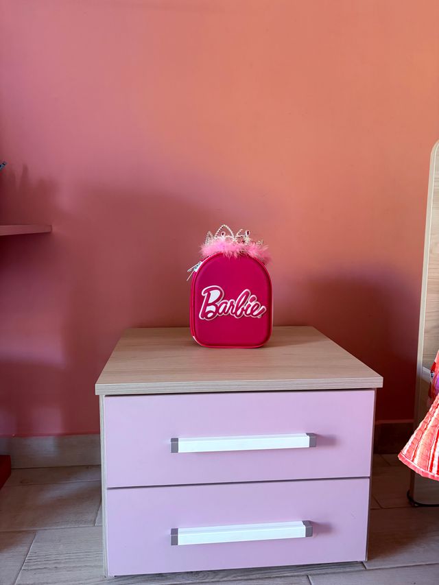 Cameretta bambina: armadio e cassettiera