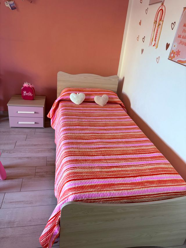 Cameretta bambina: armadio e cassettiera