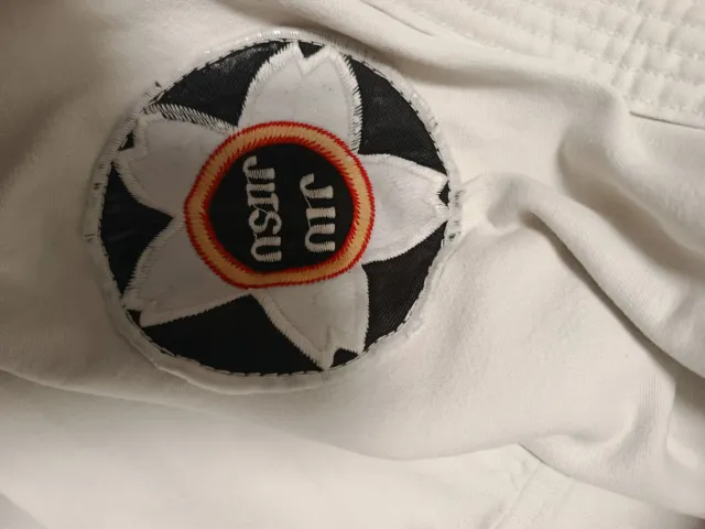 Lote kimonos artes marciales