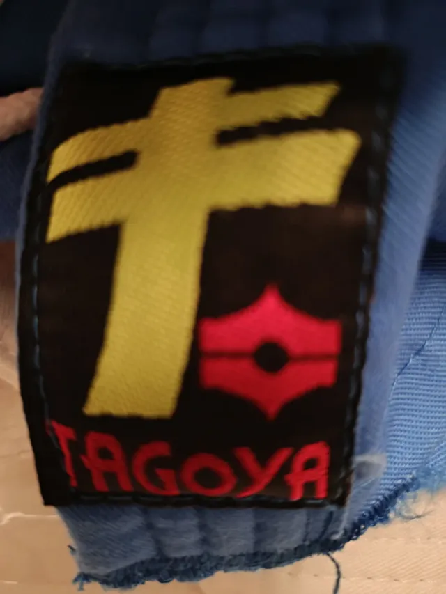 Lote kimonos artes marciales