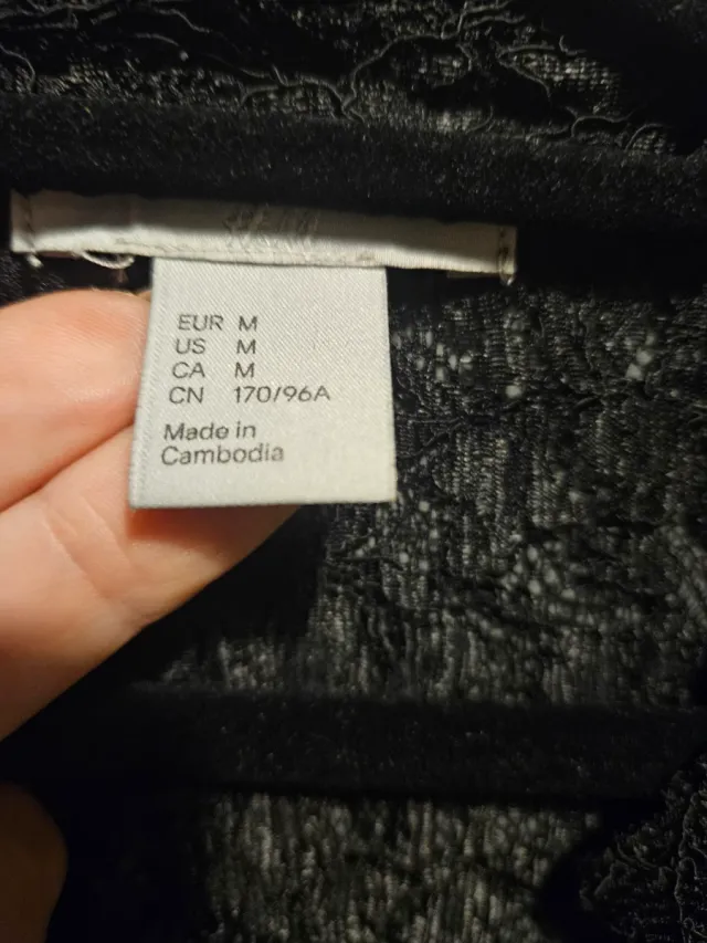 Torera encaje negra talla M