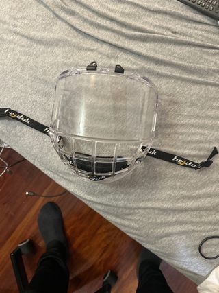 Visera para casco de hockey